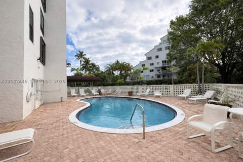 77 Crandon Blvd 3C, Key Biscayne FL - photo 24 of 29