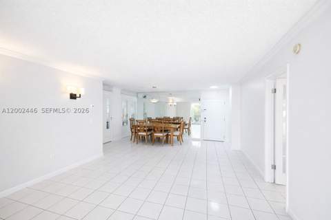 77 Crandon Blvd 3C, Key Biscayne FL - photo 8 of 29