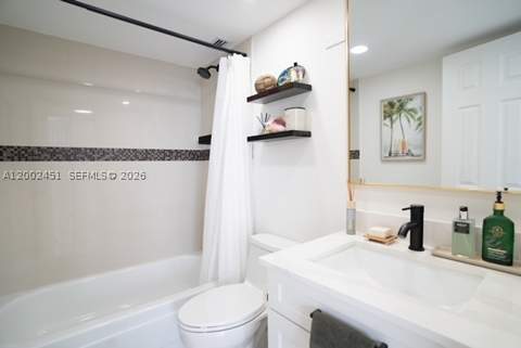2150 Sans Souci Blvd C1502, North Miami FL - photo 18 of 25