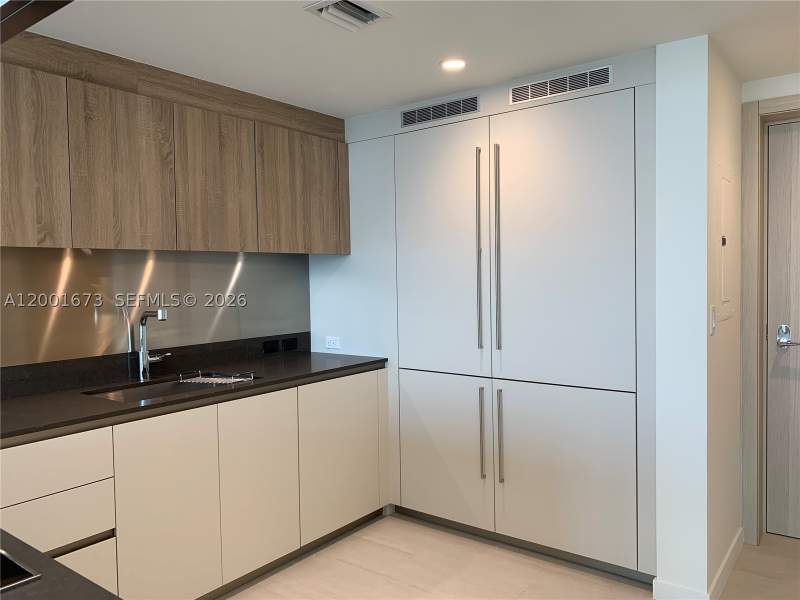 1 bedroom Condominium at 1000 Brickell Plz 3904, Brickell Flatiron Condo, Miami — photo 5