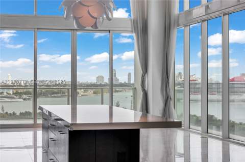 1040 Biscayne Blvd 1001, Miami FL - photo 10 of 39