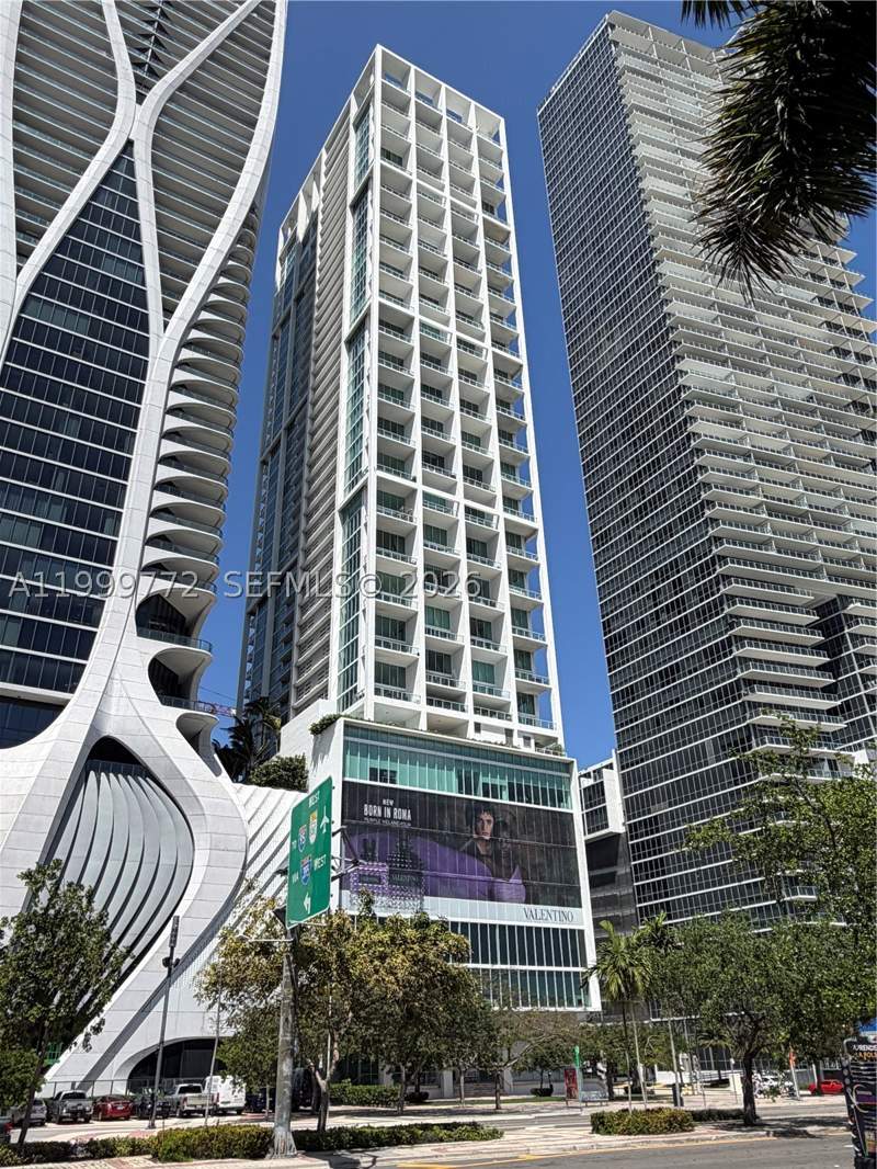 4 bedroom Condominium at 1040 Biscayne Blvd 1001, Ten Museum Pk Residential, Miami — photo 2