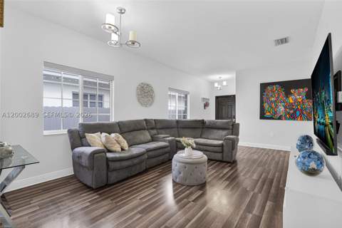 1381 W 30th St, Hialeah FL - photo 9 of 33