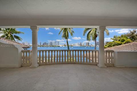 432 S Hibiscus Dr, Miami Beach FL - photo 20 of 32