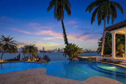 432 S Hibiscus Dr, Miami Beach FL - photo 8 of 32