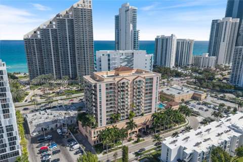 17555 Atlantic Blvd 902, Sunny Isles Beach FL - photo 17 of 32