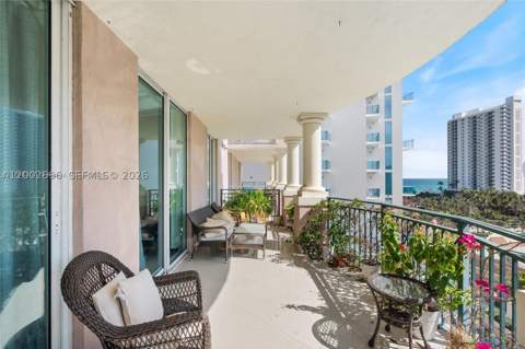 17555 Atlantic Blvd 902, Sunny Isles Beach FL - photo 19 of 32