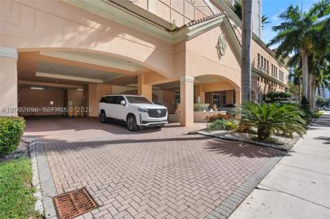 17555 Atlantic Blvd 902, Sunny Isles Beach FL - photo 21 of 32