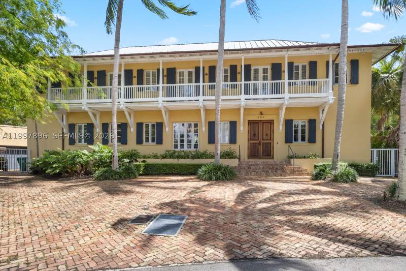 5 bedroom SingleFamilyResidence at 685 Harbor Ln, Biscayne Key Estates, Key Biscayne — photo 2