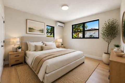 7996 Crespi Blvd, Miami Beach FL - photo 11 of 24