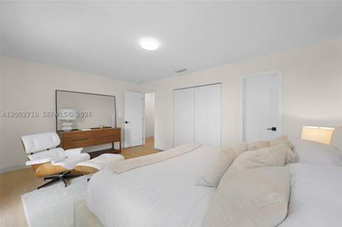 7996 Crespi Blvd, Miami Beach FL - photo 15 of 24