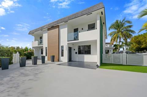 7996 Crespi Blvd, Miami Beach FL - photo 22 of 24
