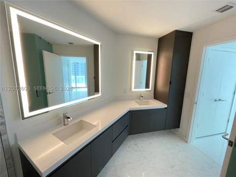 851 NE 1st Ave 3103, Miami FL - photo 10 of 52