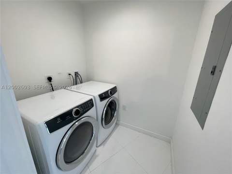 851 NE 1st Ave 3103, Miami FL - photo 16 of 52