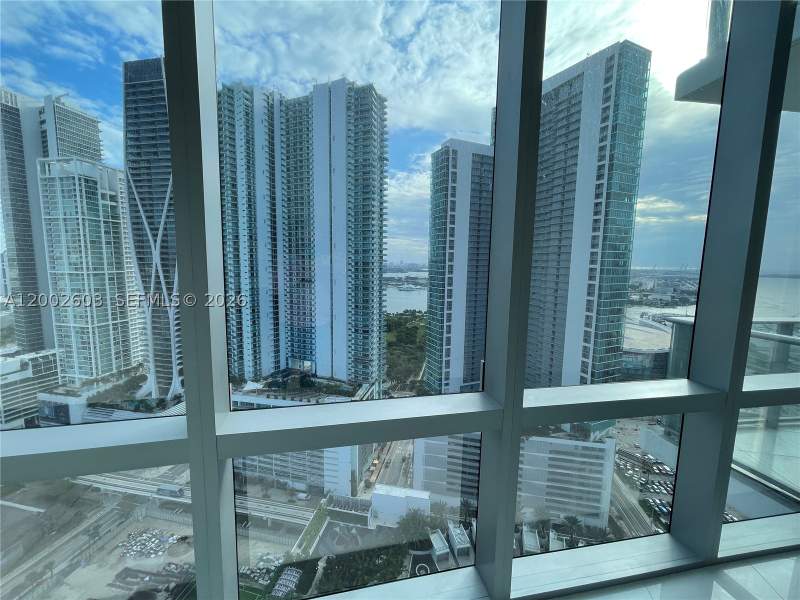 2 bedroom Condominium at 851 NE 1st Ave 3103, Paramount Miami, Miami — photo 5