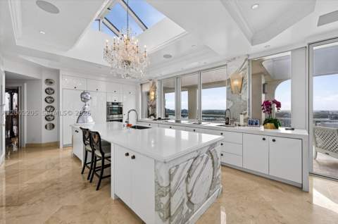 7000 Island Blvd Ph-02, Aventura FL - photo 7 of 57