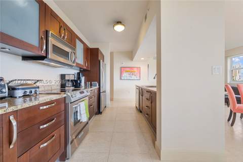 20000 E Country Club Dr 610, Aventura FL - photo 7 of 47