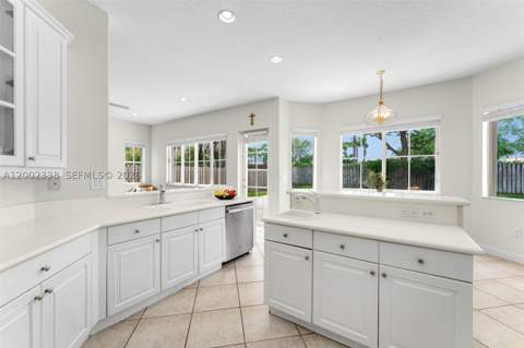 6914 NW 113th Pl, Doral FL - photo 18 of 100