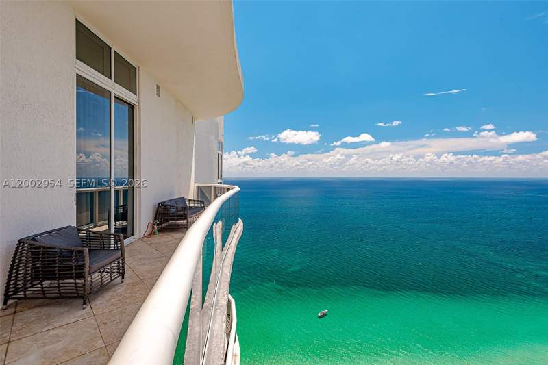 3 bedroom Condominium at 15901 Collins Ave 4302, Tdr Tower II Condo, Sunny Isles Beach — photo 3