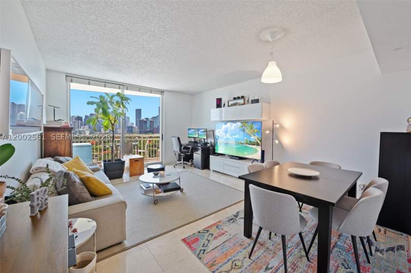 1 bedroom Condominium at 2475 Brickell Ave 1805, The Metropolitan Condo, Miami — photo 4