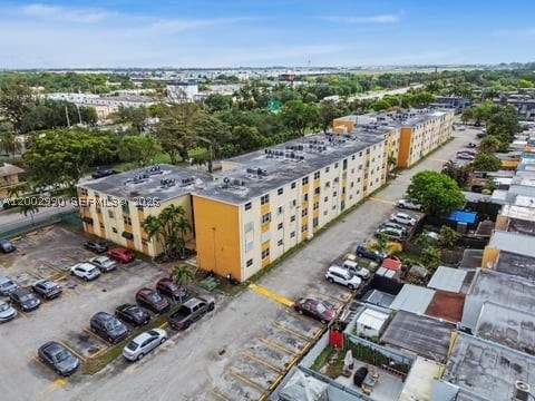 606 W 81st St 120, Hialeah FL - photo 10 of 14