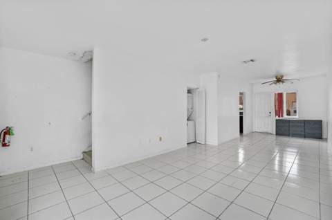 306 NW 84th Terrace 306, Miami FL - photo 17 of 43
