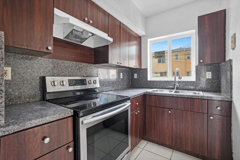 2 bedroom Townhouse at 306 NW 84th Terrace 306, Sunset Palm Villas Condo, Miami — photo 5