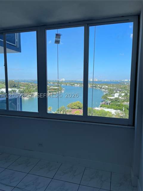 7441 Wayne Ave 11A, Miami Beach FL - photo 7 of 42