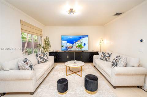 6772 NW 111th Ave, Doral FL - photo 13 of 76