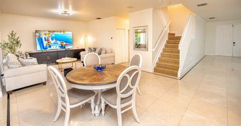 6772 NW 111th Ave, Doral FL - photo 15 of 76