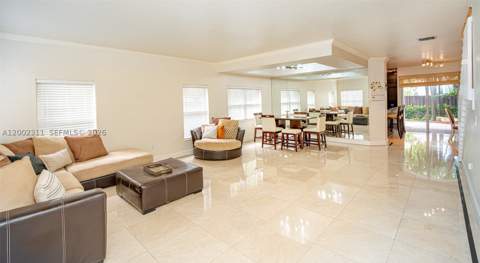 6772 NW 111th Ave, Doral FL - photo 6 of 76