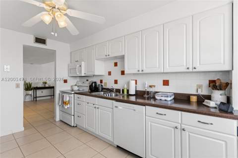 2851 NE 183rd St 502E, Aventura FL - photo 13 of 38
