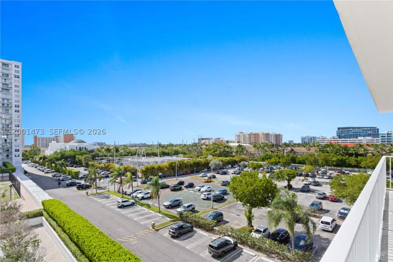 2 bedroom Condominium at 2851 NE 183rd St 502E, Admirals Port Condo, Aventura — photo 4