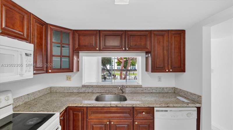 2 bedroom Condominium at 10975 SW 107th St. 202, Gardens of Kerndall 5, Kendall — photo 4