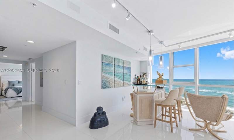 3 bedroom Condominium at 18201 Collins Ave 709, Trump Royale Condo, Sunny Isles Beach — photo 5