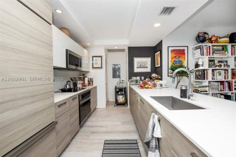 121 NE 34th St 1607, Miami FL - photo 11 of 37