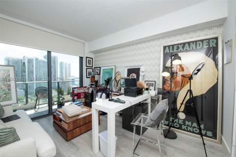 121 NE 34th St 1607, Miami FL - photo 16 of 37