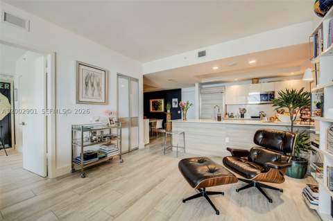 121 NE 34th St 1607, Miami FL - photo 8 of 37