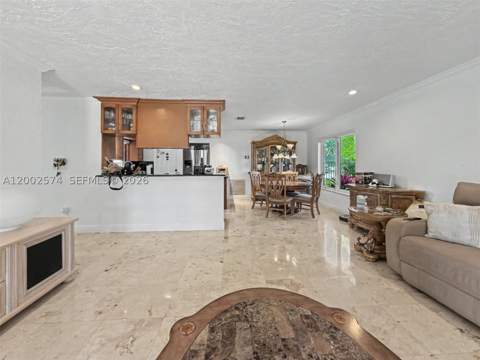 9837 SW 194th St, Cutler Bay FL - photo 14 of 36