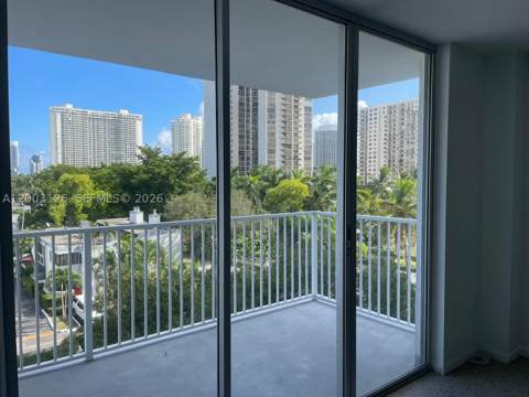 2851 NE 183rd St 509E, Aventura FL - photo 21 of 28