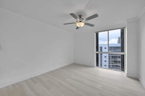 3640 Yacht Club Drive 1501, Aventura FL - photo 14 of 44
