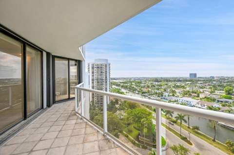 3640 Yacht Club Drive 1501, Aventura FL - photo 21 of 44
