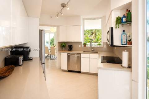 3370 Hidden Bay Dr 213, Aventura FL - photo 10 of 40