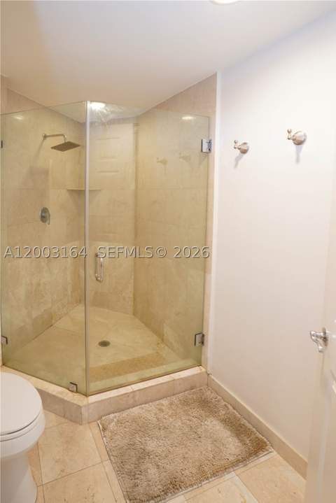 3370 Hidden Bay Dr 213, Aventura FL - photo 18 of 40