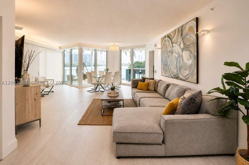3 bedroom Condominium at 3370 Hidden Bay Dr 213, 100 Hidden Bay Condo, Aventura — photo 4