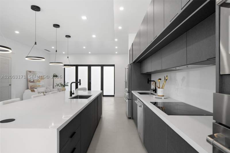 4 bedroom SingleFamilyResidence at 29705 SW 187th Ave, Giffen Manors, Homestead — photo 5