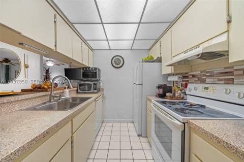 8120 Geneva Ct 148, Doral FL - photo 10 of 27