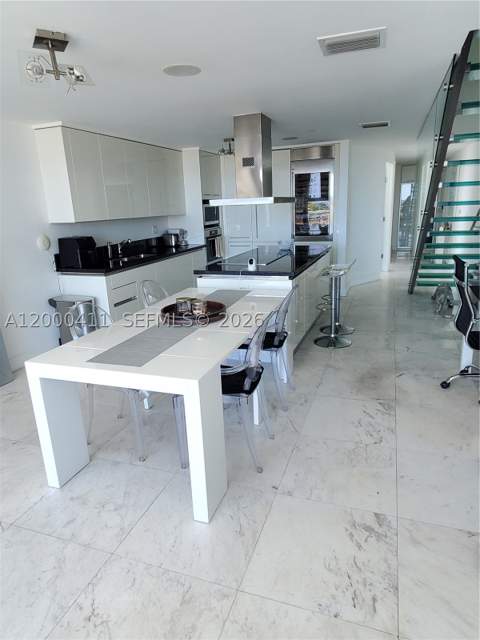 2950 NE 188th St 401, Aventura FL - photo 9 of 39