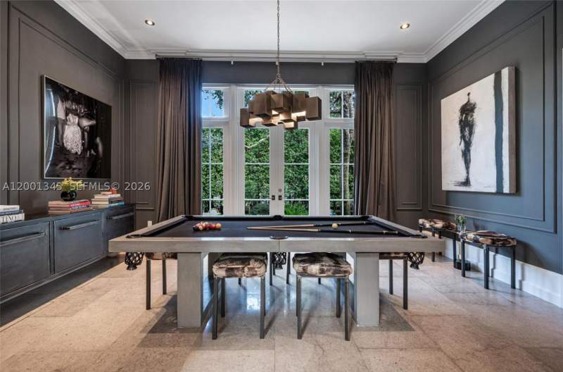 7 bedroom SingleFamilyResidence at 9741 W Suburban Dr, Martin Suburban Acres, Pinecrest — photo 4