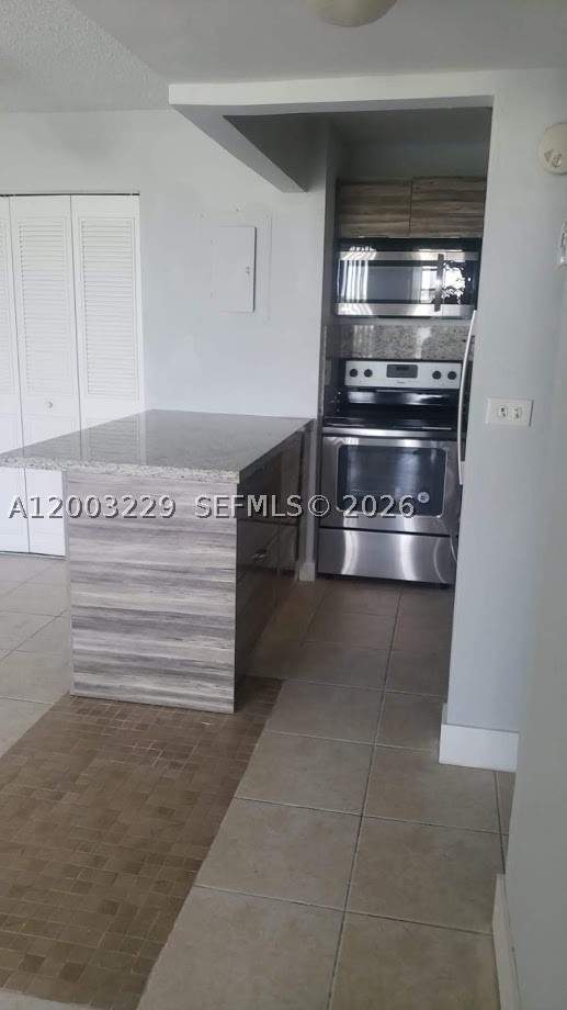1 bedroom Condominium at 8840 Fontainebleau Blvd 402, San Marco Condo, Miami — photo 3